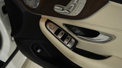 2017 (17) MERCEDES-BENZ C CLASS C200 AMG Line Premium Plus 2dr Auto 5263487