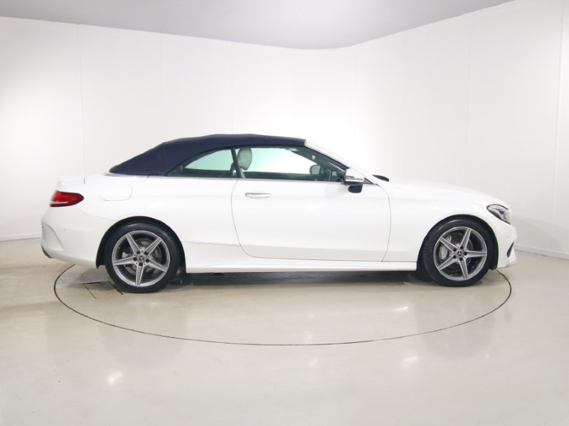 2017 (17) MERCEDES-BENZ C CLASS C200 AMG Line Premium Plus 2dr Auto 5262369
