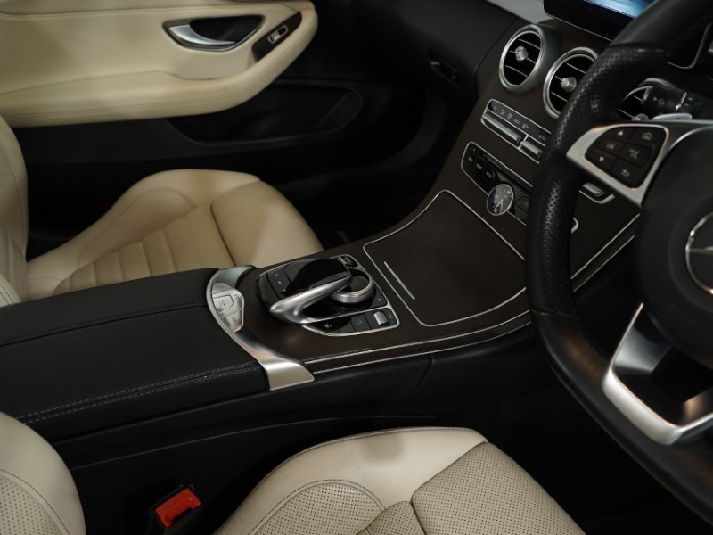 2017 (17) MERCEDES-BENZ C CLASS C200 AMG Line Premium Plus 2dr Auto 5263484