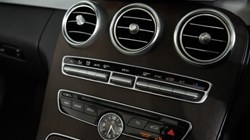 2017 (17) MERCEDES-BENZ C CLASS C200 AMG Line Premium Plus 2dr Auto 5263474