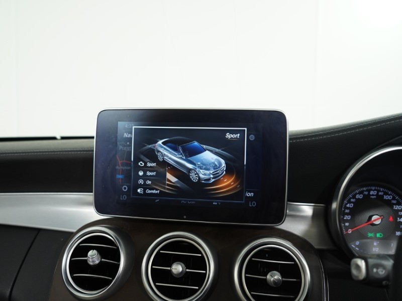 2017 (17) MERCEDES-BENZ C CLASS C200 AMG Line Premium Plus 2dr Auto 5263465