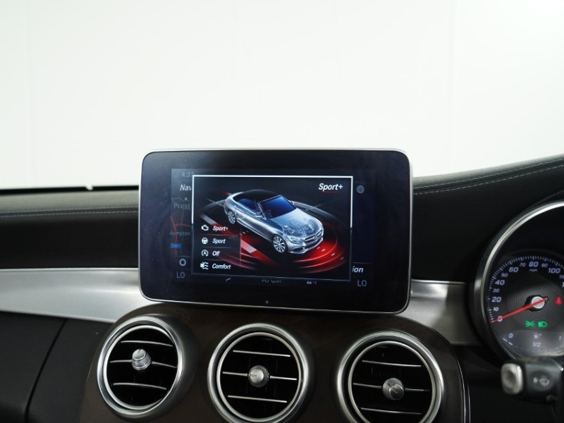 2017 (17) MERCEDES-BENZ C CLASS C200 AMG Line Premium Plus 2dr Auto 5263468