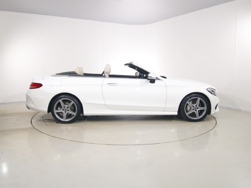 2017 (17) MERCEDES-BENZ C CLASS C200 AMG Line Premium Plus 2dr Auto 5262361