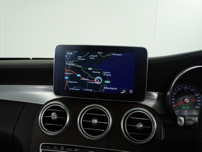 2017 (17) MERCEDES-BENZ C CLASS C200 AMG Line Premium Plus 2dr Auto 5263460