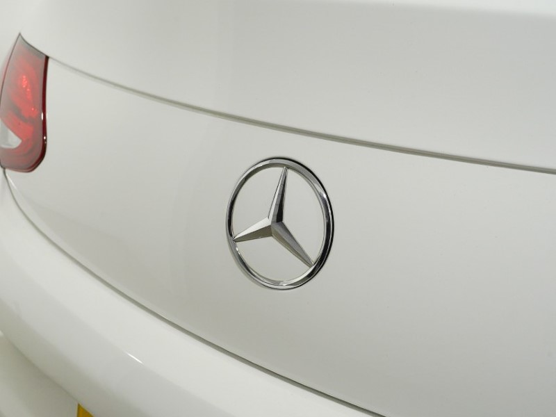 2017 (17) MERCEDES-BENZ C CLASS C200 AMG Line Premium Plus 2dr Auto 5263503