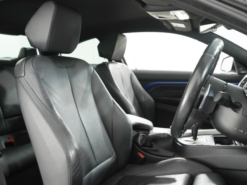 2018 (18) BMW 4 SERIES 420d [190] M Sport 2dr Auto [Professional Media] 5261449