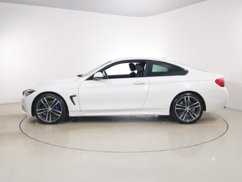 2018 (18) BMW 4 SERIES 420d [190] M Sport 2dr Auto [Professional Media] 5261456