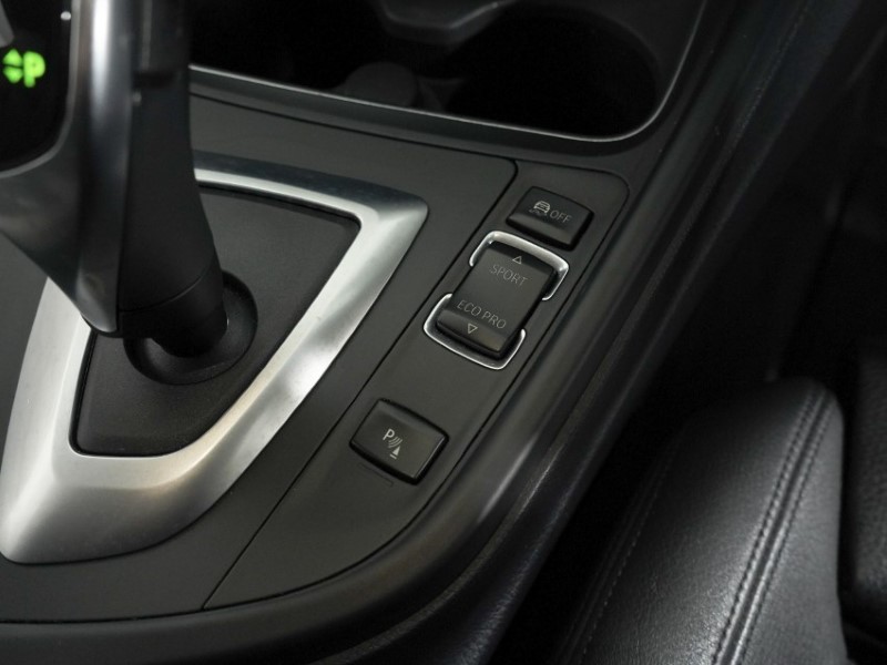 2018 (18) BMW 4 SERIES 420d [190] M Sport 2dr Auto [Professional Media] 5261435