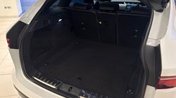 2023 (23) JAGUAR F-PACE 2.0 D200 R-Dynamic SE Black 5dr Auto AWD 4959327