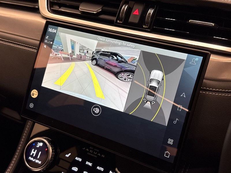 2023 (23) JAGUAR F-PACE 2.0 D200 R-Dynamic SE Black 5dr Auto AWD 4959300