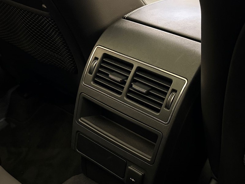 2023 (23) JAGUAR F-PACE 2.0 D200 R-Dynamic SE Black 5dr Auto AWD 4959306