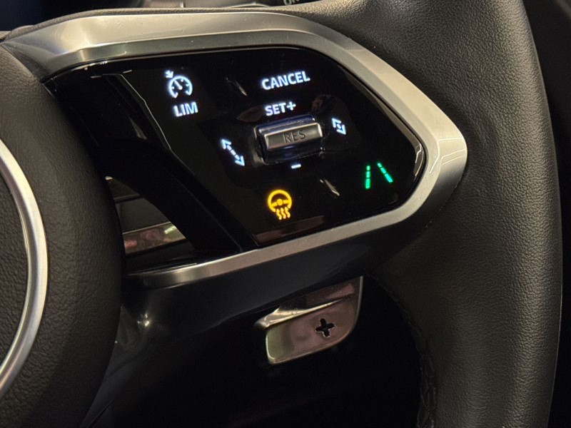 2023 (23) JAGUAR F-PACE 2.0 D200 R-Dynamic SE Black 5dr Auto AWD 4959315