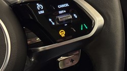 2023 (23) JAGUAR F-PACE 2.0 D200 R-Dynamic SE Black 5dr Auto AWD 4959315