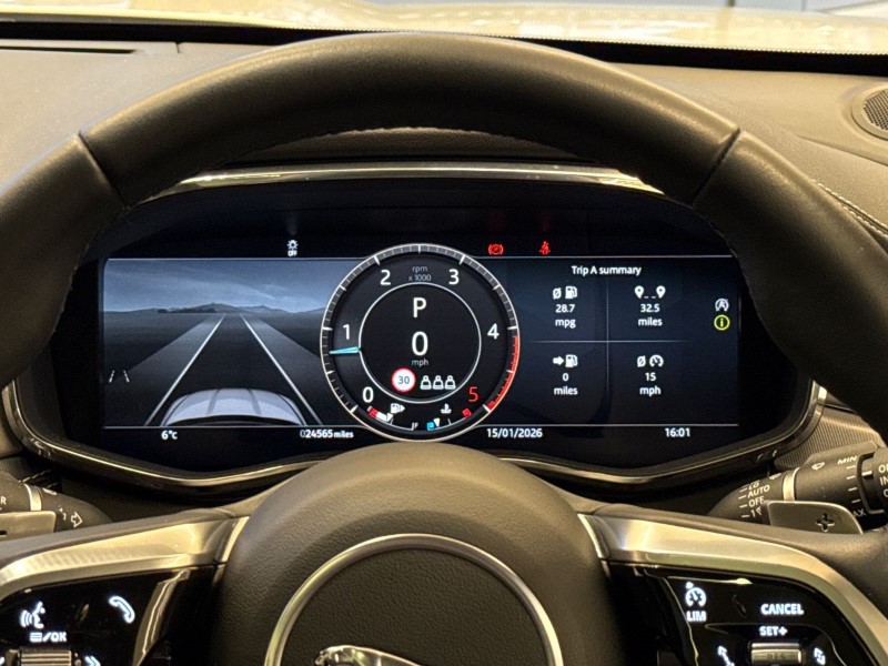 2023 (23) JAGUAR F-PACE 2.0 D200 R-Dynamic SE Black 5dr Auto AWD 4959304