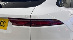 2023 (23) JAGUAR F-PACE 2.0 D200 R-Dynamic SE Black 5dr Auto AWD 4959335
