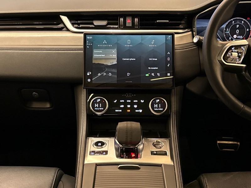 2023 (23) JAGUAR F-PACE 2.0 D200 R-Dynamic SE Black 5dr Auto AWD 4959302