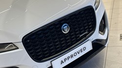 2023 (23) JAGUAR F-PACE 2.0 D200 R-Dynamic SE Black 5dr Auto AWD 4959331