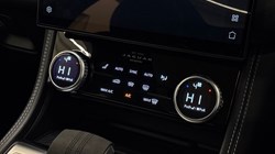 2023 (23) JAGUAR F-PACE 2.0 D200 R-Dynamic SE Black 5dr Auto AWD 4959320