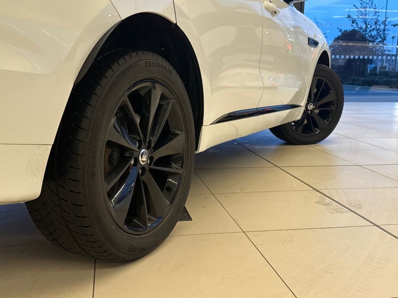 2023 (23) JAGUAR F-PACE 2.0 D200 R-Dynamic SE Black 5dr Auto AWD 4959336