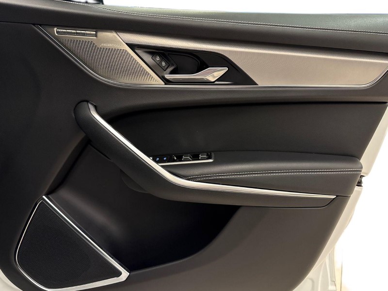 2023 (23) JAGUAR F-PACE 2.0 D200 R-Dynamic SE Black 5dr Auto AWD 4959310