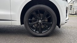 2023 (23) JAGUAR F-PACE 2.0 D200 R-Dynamic SE Black 5dr Auto AWD 4959296