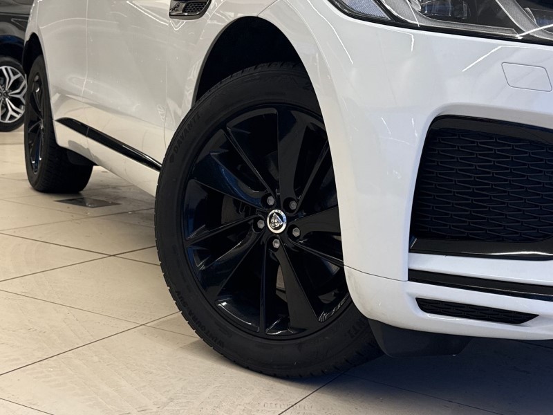 2023 (23) JAGUAR F-PACE 2.0 D200 R-Dynamic SE Black 5dr Auto AWD 4959332