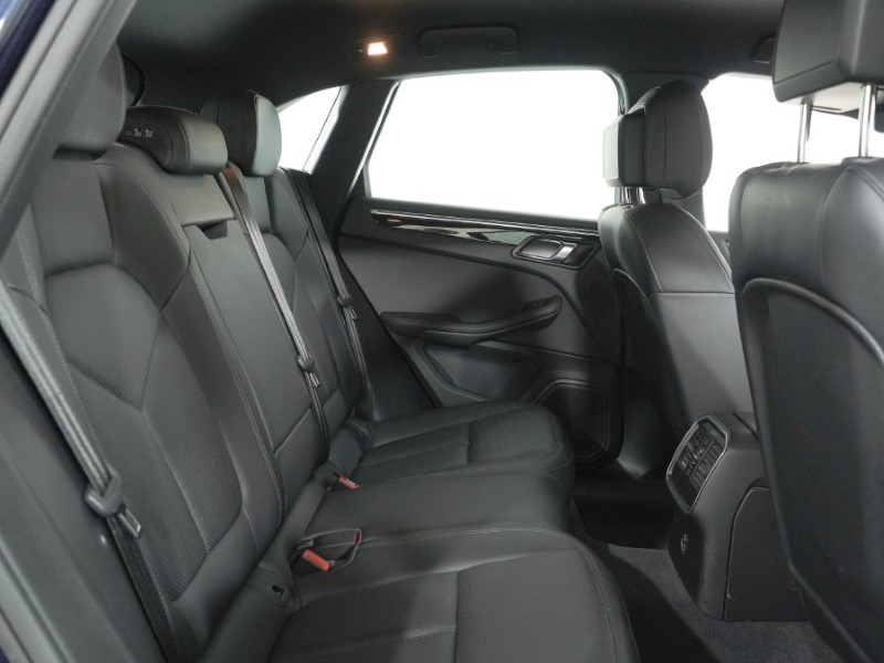 2020 (20) PORSCHE MACAN S 5dr PDK 5267392