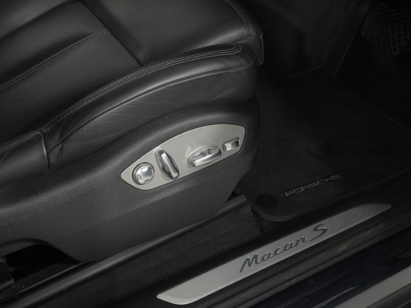 2020 (20) PORSCHE MACAN S 5dr PDK 5267399