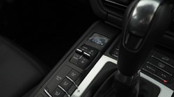 2020 (20) PORSCHE MACAN S 5dr PDK 5267411