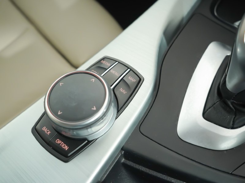 2016 (66) BMW 4 SERIES 420d [190] M Sport 2dr Auto [Professional Media] 5279610