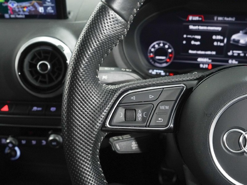 2020 (70) AUDI A3 35 TFSI Black Edition 5dr 5269191