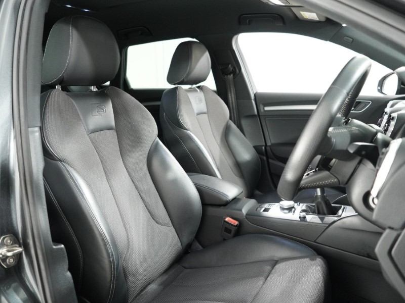 2020 (70) AUDI A3 35 TFSI Black Edition 5dr 5269211