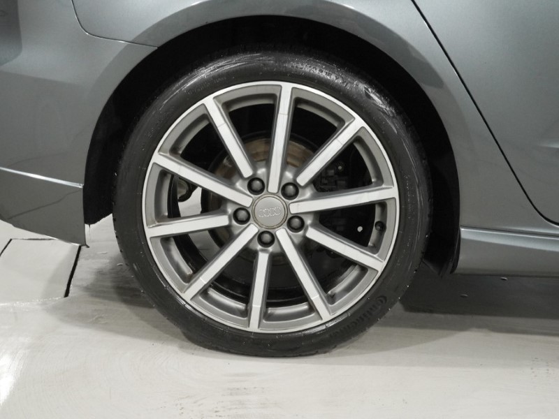 2020 (70) AUDI A3 35 TFSI Black Edition 5dr 5269183