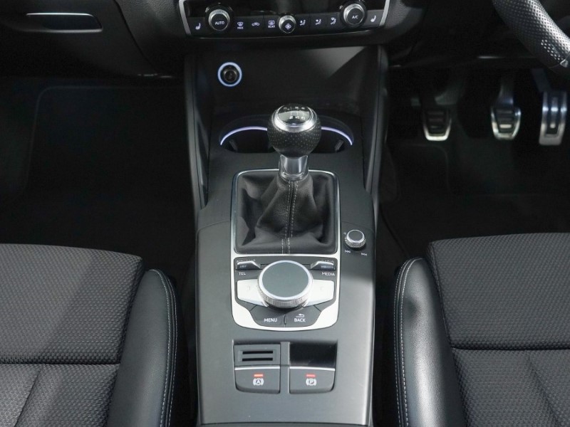 2020 (70) AUDI A3 35 TFSI Black Edition 5dr 5269178