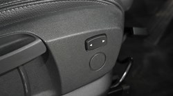 2019 (69) BMW 2 SERIES 220i Luxury 5dr DCT 5292386