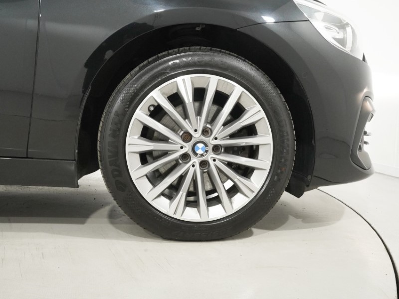 2019 (69) BMW 2 SERIES 220i Luxury 5dr DCT 5292364