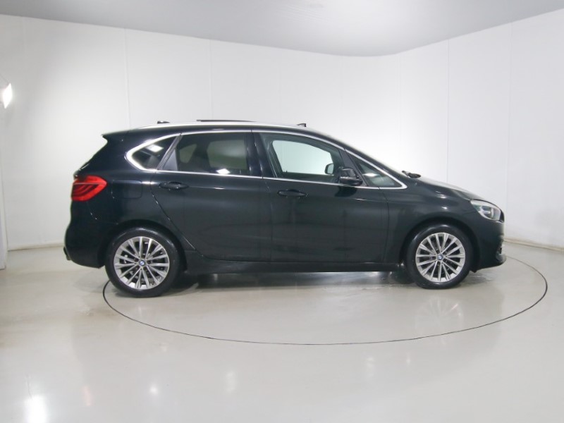2019 (69) BMW 2 SERIES 220i Luxury 5dr DCT 5292399