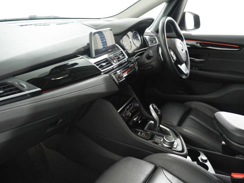 2019 (69) BMW 2 SERIES 220i Luxury 5dr DCT 5292357