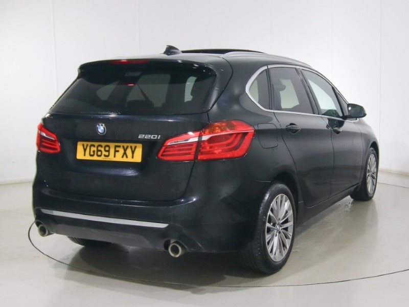 2019 (69) BMW 2 SERIES 220i Luxury 5dr DCT 5292398