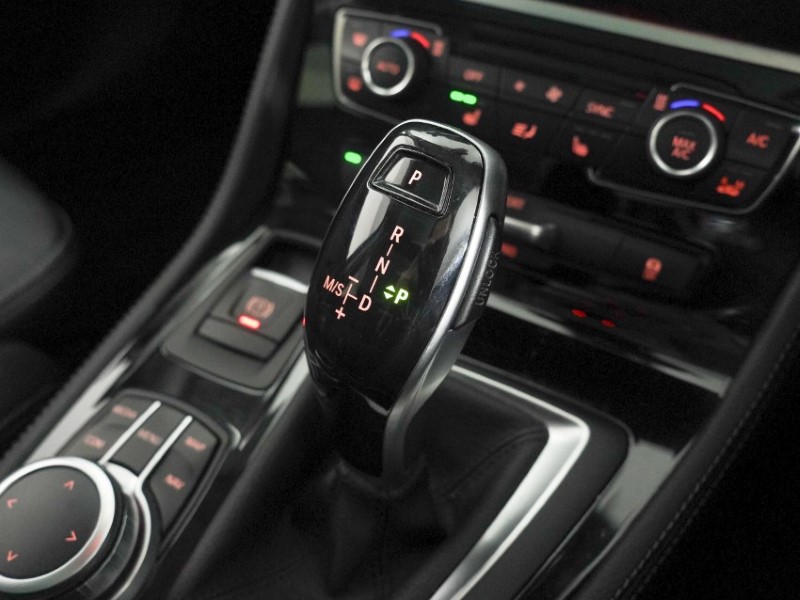 2019 (69) BMW 2 SERIES 220i Luxury 5dr DCT 5292384