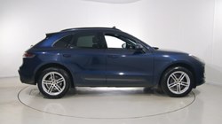 2022 (22) PORSCHE MACAN 5dr PDK 5274100