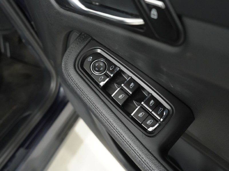 2022 (22) PORSCHE MACAN 5dr PDK 5274079