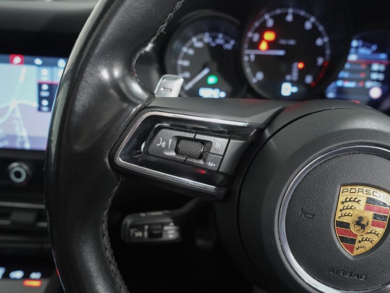 2022 (22) PORSCHE MACAN 5dr PDK 5274083