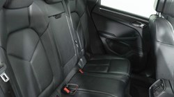 2022 (22) PORSCHE MACAN 5dr PDK 5274076