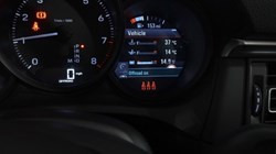 2022 (22) PORSCHE MACAN 5dr PDK 5274088