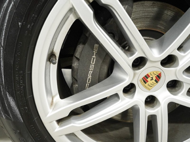 2022 (22) PORSCHE MACAN 5dr PDK 5274075