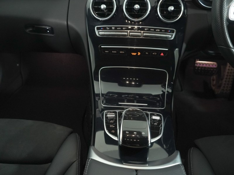 2019 (19) MERCEDES-BENZ C CLASS C200 AMG Line Premium 4dr 9G-Tronic 5334014