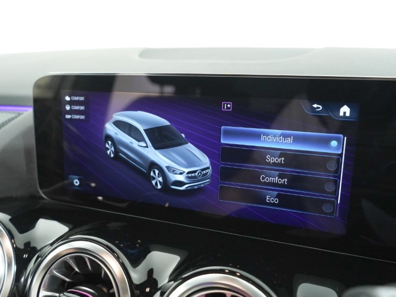 2022 (72) MERCEDES-BENZ GLA 220d 4Matic AMG Line Prem PLUS Night Ed 5dr Auto 5306925