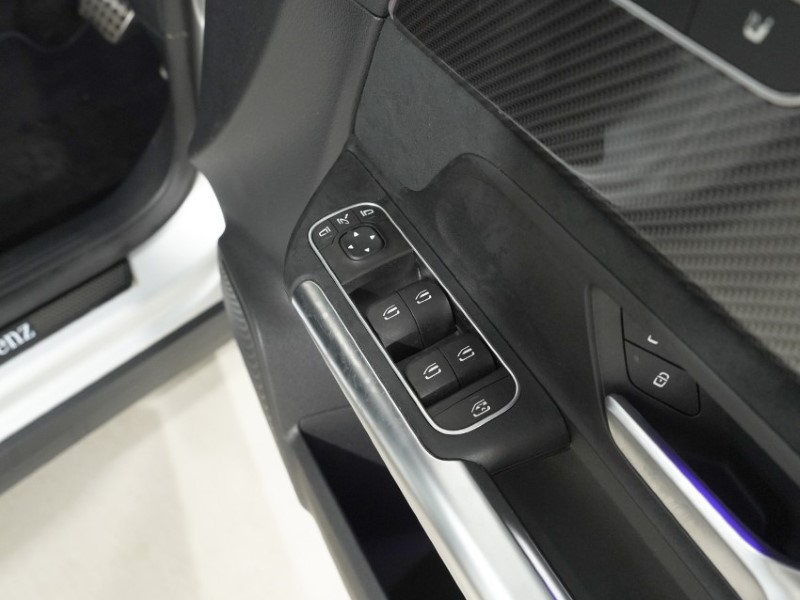 2022 (72) MERCEDES-BENZ GLA 220d 4Matic AMG Line Prem PLUS Night Ed 5dr Auto 5306949