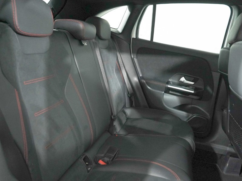 2022 (72) MERCEDES-BENZ GLA 220d 4Matic AMG Line Prem PLUS Night Ed 5dr Auto 5306958